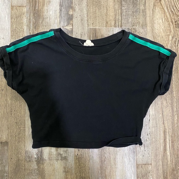 Garage, size medium, cropped t-shirt - Picture 1 of 4